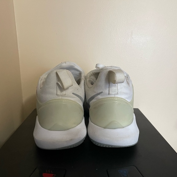 Nike Basketball Shoes All White - Size 13 Mens - Picture 4 of 9